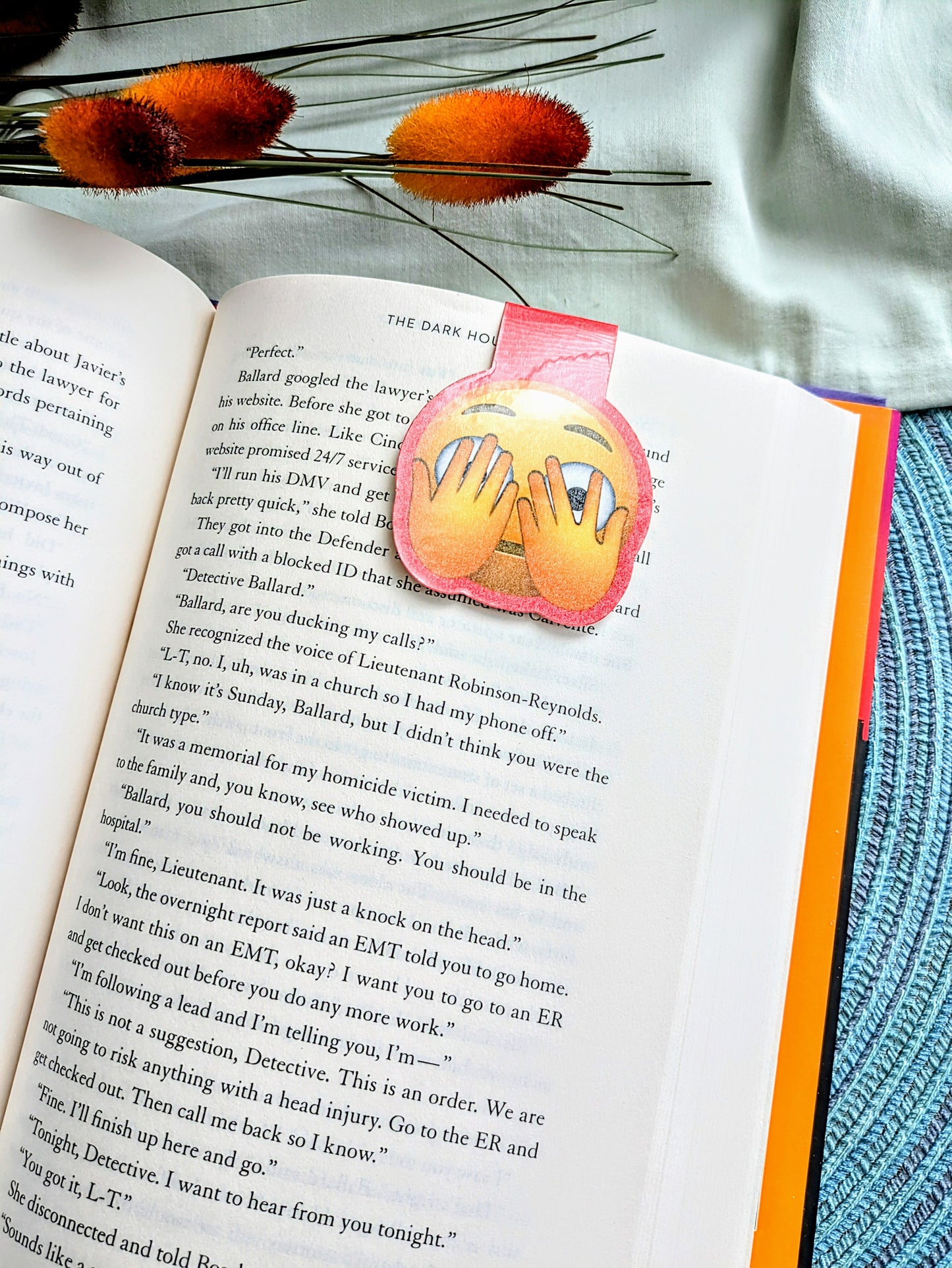 "This Bookmark Doesn't Ghost"