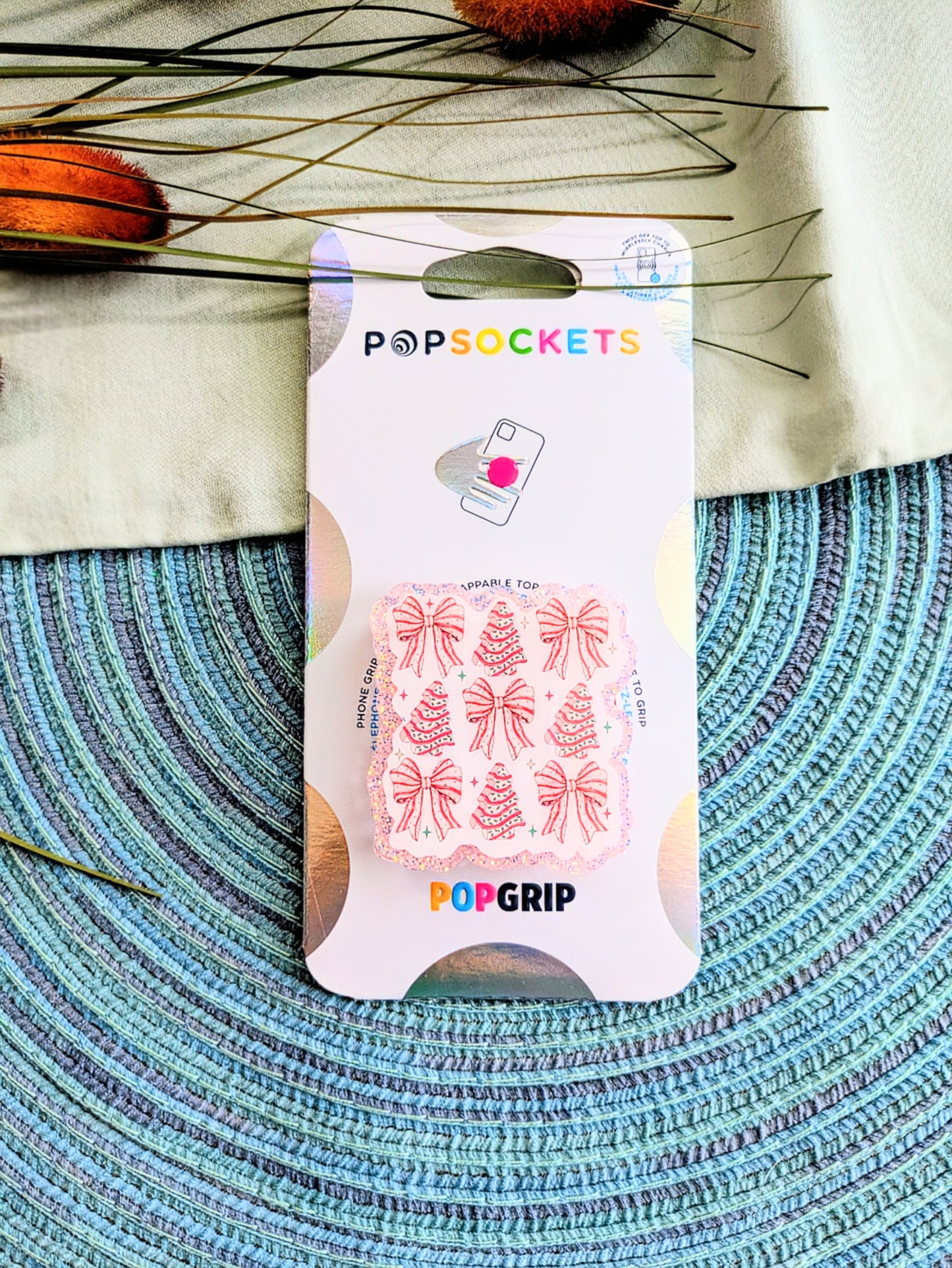 "Xmas Tree Cakes and Coquette Bows"