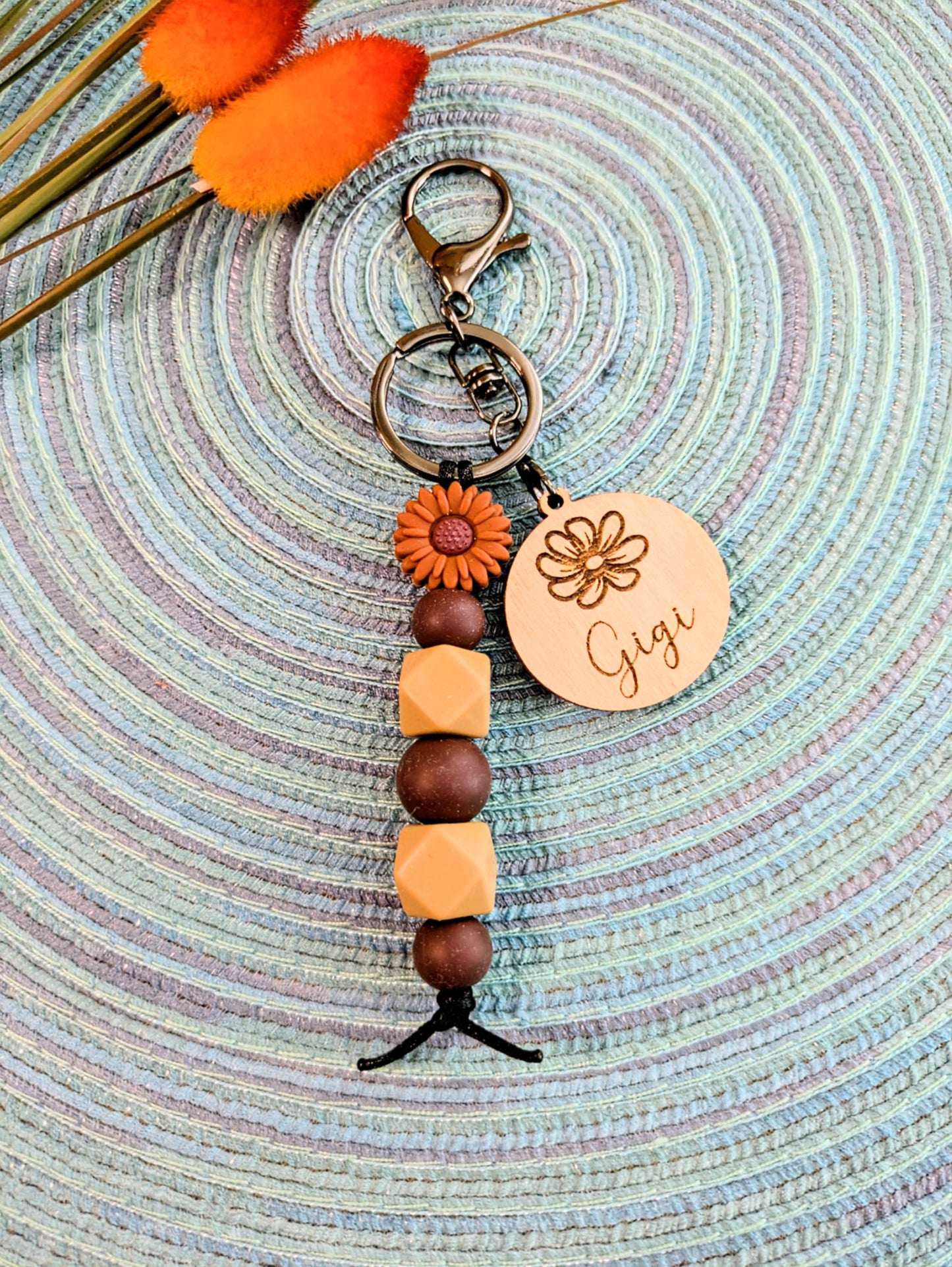 "Dark Brown Mini Daisy" Keychain
