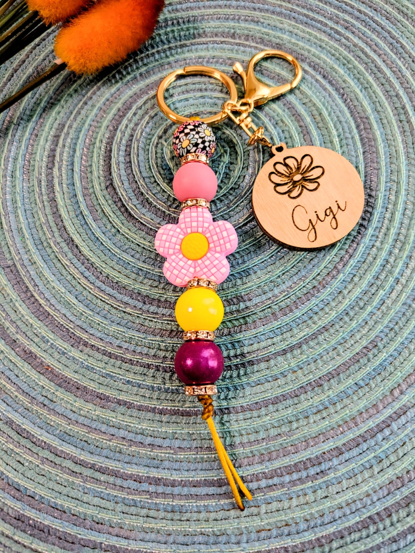 "Retro Pink Daisy" Keychain