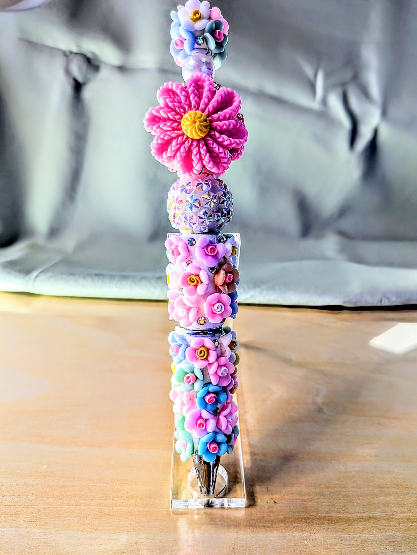 "Bundle of Flowers" Pen