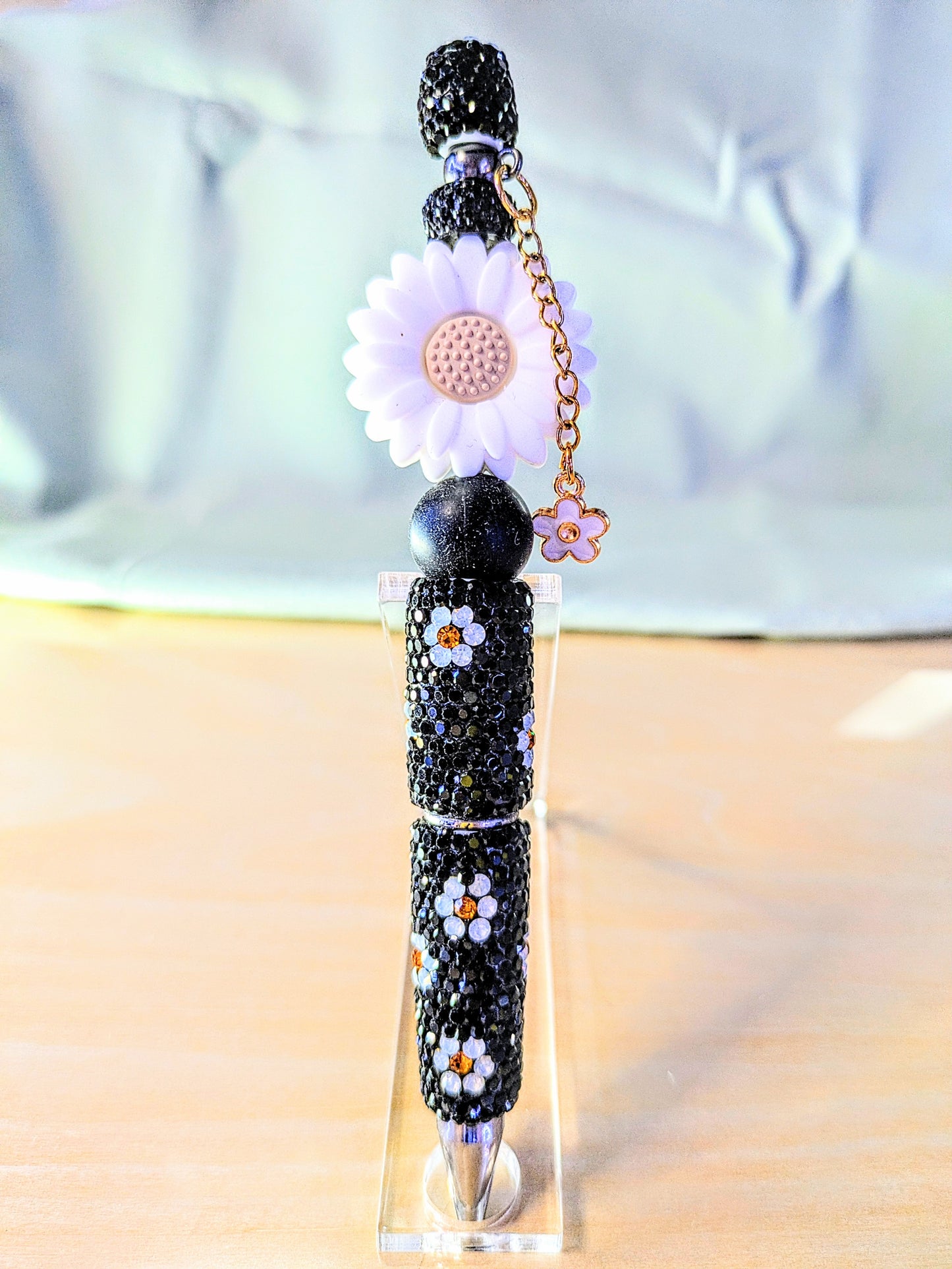 "Black and White Floral Daisy" Bling Pen